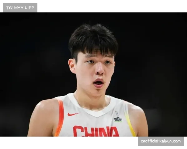 杨瀚森爆发砍下生涯新高16分 开拓者主帅盛赞三分钟十分表现惊艳全场